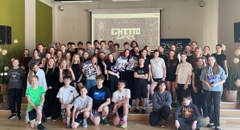 cfd4997a-322e-4b68-90a2-847abe80dced