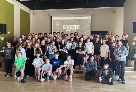 cfd4997a-322e-4b68-90a2-847abe80dced