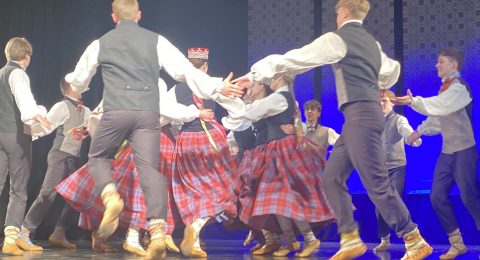 3942AFF3-1D83-4FF6-8BA6-85EC9A69BA77