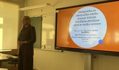 9B1F5815-5DED-4CAC-A607-72E49719785A