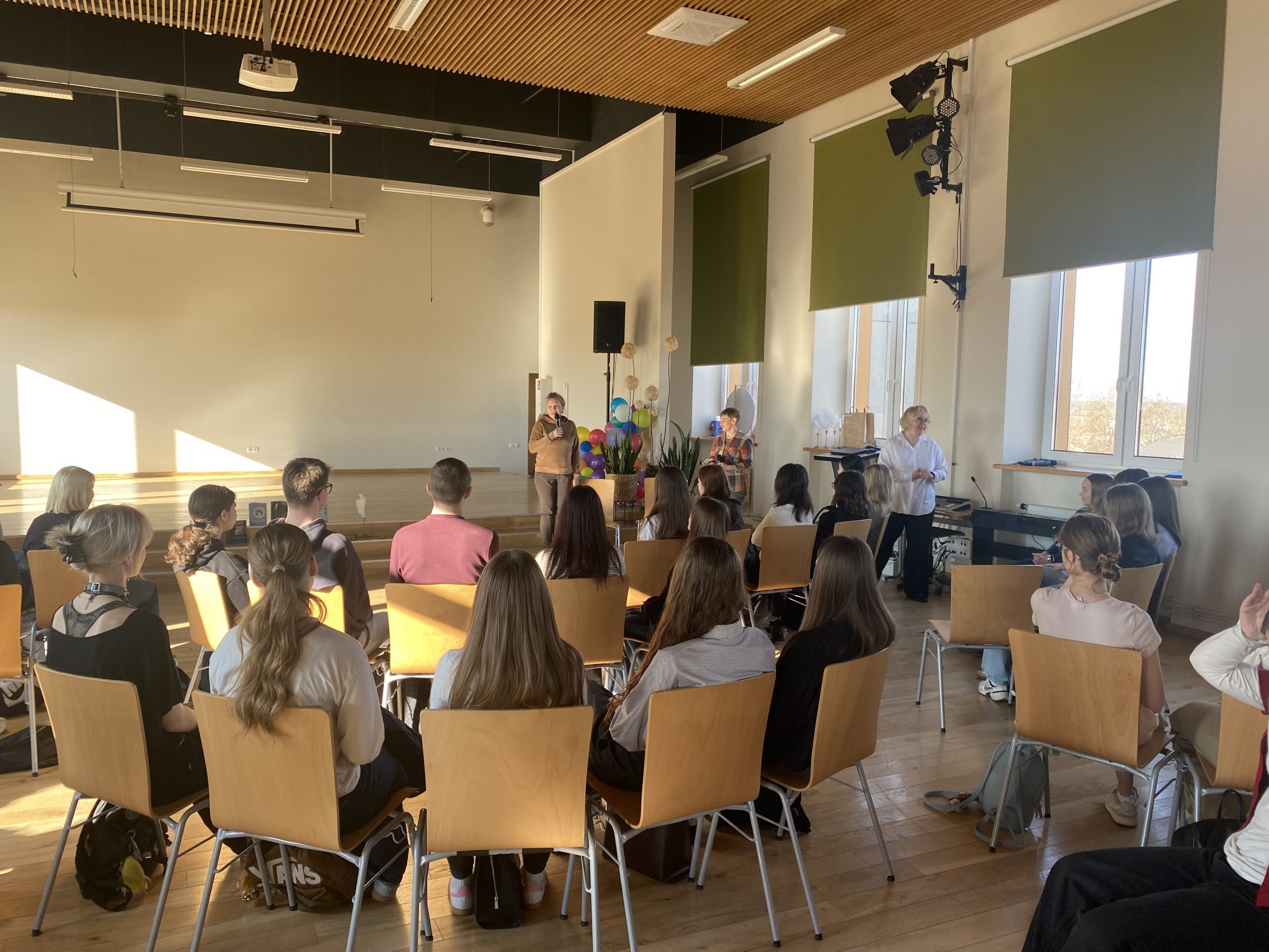 122E6021-522E-439B-A3DA-13301DA539B3