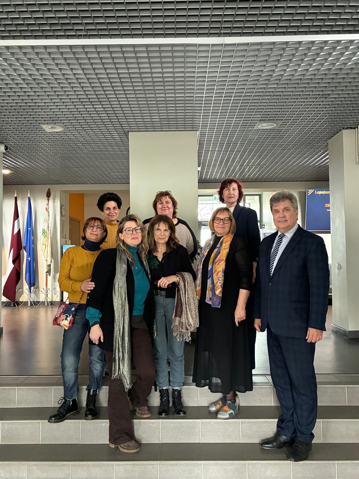 A08B4FE0-0CE8-4C79-BC22-AE116CCDDE01